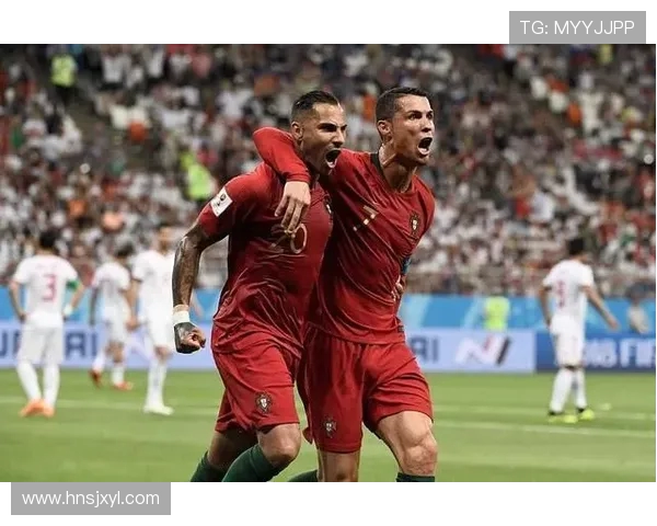 马赫雷斯盛赞C罗配得所有荣誉并称若能与梅西并肩作战将极其特别