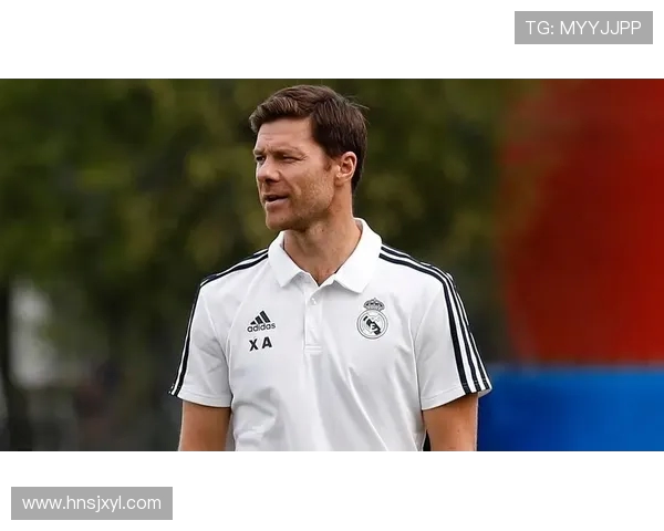 官方宣布哈维阿隆索出任皇马主帅将率队征战世俱杯掀起新银河战舰风暴